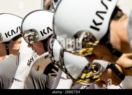 Chris Froome GB de Team Sky avant le début de la course. Banque D'Images