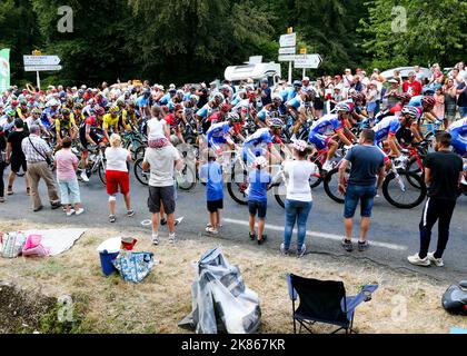 Le peloton pendant la phase 7 du Tour de France entre Fougères et Chartres sur 13 juillet 2018. Banque D'Images