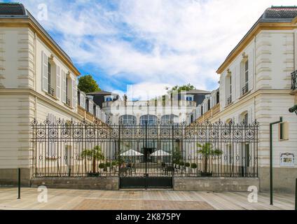 Le siège de la maison de champagne Moet Chandon à Epernay, Marne, France, Europe Banque D'Images