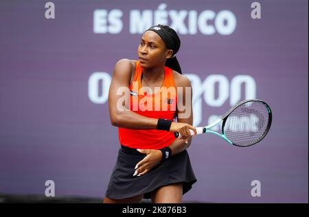 Coco Gauff des Etats-Unis en action contre Elisabetta Cocciaretto lors de la deuxième partie du tournoi de tennis ouvert de Guadalajara 2022 Akron WTA 1000 sur 19 octobre 2022 à Guadalajara, Mexique - photo: Rob Prange/DPPI/LiveMedia Banque D'Images