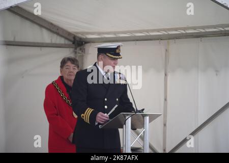 Tynemouth, Royaume-Uni. 21 octobre 2022. Commandant Chris Bovill, Marine royale, commandant du HMS Calliope, qui donne une allocution sur Collingwood et la bataille de Trafalgar. Crédit : Colin Edwards/Alay Live News. Banque D'Images