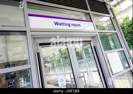 Ealing Broadway - Elizabeth Line Station Banque D'Images