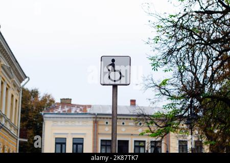 Panneau de stationnement pour personnes handicapées Banque D'Images