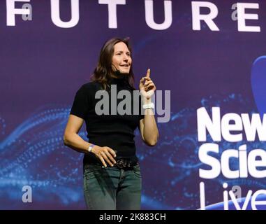 Helen Czerski, Ph.D., donne un discours intitulé ''un océan de sel', sur la scène future, à New Scientist Live 2022 Banque D'Images