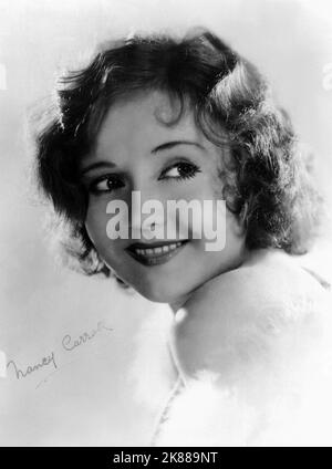 Nancy Carroll actrice 01 mai 1930 **AVERTISSEMENT** cette photographie est à usage éditorial exclusif et est le droit d'auteur de la Société du film et/ou du photographe assigné par la Société du film ou de la production et ne peut être reproduite que par des publications dans le cadre de la promotion du film ci-dessus. Un crédit obligatoire pour la société de film est requis. Le photographe doit également être crédité lorsqu'il est connu. Aucune utilisation commerciale ne peut être accordée sans l'autorisation écrite de la Société du film. Banque D'Images