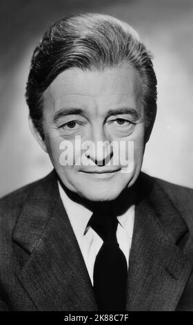 Claude RAINS acteur 01 mai 1935 **AVERTISSEMENT** cette photographie est destinée à un usage éditorial seulement et est le droit d'auteur de la Société du film et/ou du photographe assigné par la Société du film ou de la production et ne peut être reproduite que par des publications dans le cadre de la promotion du film ci-dessus. Un crédit obligatoire pour la société de film est requis. Le photographe doit également être crédité lorsqu'il est connu. Aucune utilisation commerciale ne peut être accordée sans l'autorisation écrite de la Société du film. Banque D'Images