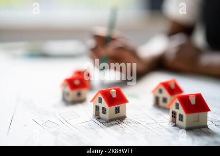 Tracé de terrain et carte du cadastre. Développement de la maison Banque D'Images