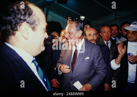 Élections présidentielles : campagne de Raymond barre à Clermont-Ferrand, Puy-de-Dome, France, 1988 Banque D'Images