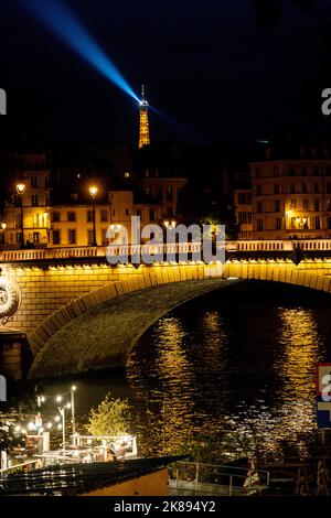 La conciergerie est un ancien palais de justice et prison de Paris, situé à l'ouest de l'Île de la Cité, en contrebas du Palais de Justice. Banque D'Images