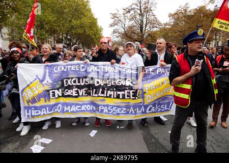Paris, France. 18th octobre 2022. Manifestation interprofessionnelle à l'appel des syndicats sur 18 octobre 2022 à Paris, France Banque D'Images