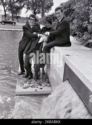 LE GROUPE pop du Royaume-UNI HONEYBREBS en septembre 1965 avec Honey Lantree. Photo : Tony Gale Banque D'Images