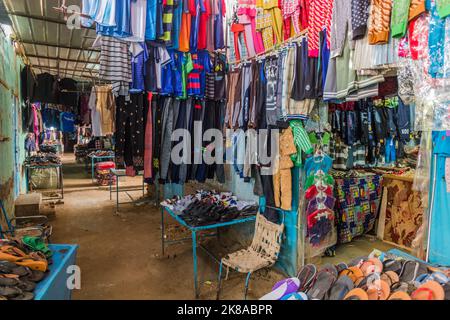 ABRI, SOUDAN - 25 FÉVRIER 2019 : marché des vêtements à abri, Soudan Banque D'Images