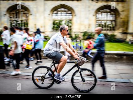 Étudiants Cyclisme universités passées n Cambridge Royaume-Uni Banque D'Images