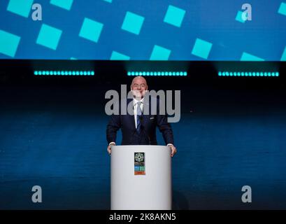 Auckland, Nouvelle-Zélande. 22nd octobre 2022. Gianni Infantino, président de la FIFA, intervient lors de la cérémonie de tirage de la coupe du monde des femmes de la FIFA 2023 à Auckland, en Nouvelle-Zélande, le 22 octobre 2022. Credit: Guo Lei/Xinhua/Alay Live News Banque D'Images