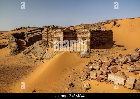 Ruines de la vieille ville déserte de Dongola, Soudan Banque D'Images