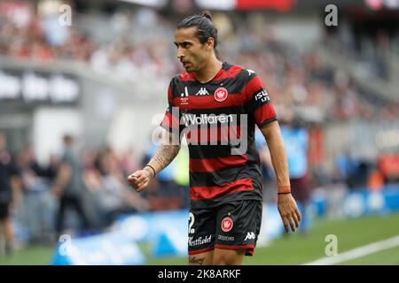 SYDNEY, AUSTRALIE - OCTOBRE 22 : Gabriel Cleur de Western Sydney Wanderers marche vers le coin pendant le match entre Western Sydney Wanderers FC et Brisbane Roar au stade CommBank sur 22 octobre 2022 à Sydney, Australie crédit : IOIO IMAGES/Alay Live News Banque D'Images