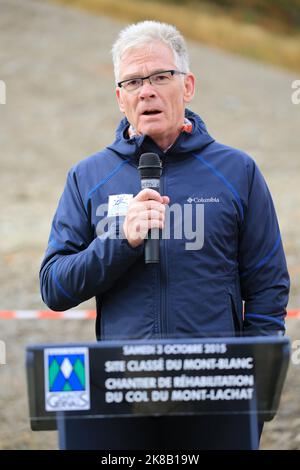 Jean-Marc Peillex, maire de Saint-Gervais-les-bains. Réhabilitation du col du Mont-Lachat sur la commune de Saint-Gervais Mont-blanc. Phase finale : e Banque D'Images