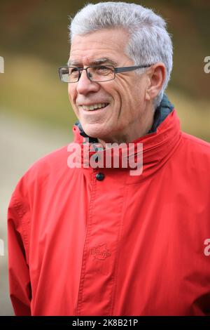 Francis Bianchi, sous-préfet de Bonneville et sous-préfet de haute-Savoie. Réhabilitation du col du Mont-Lachat sur la commune de Saint-Gervais Mont-B. Banque D'Images