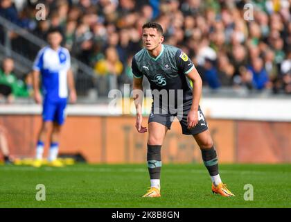 Plymouth Argyle milieu de terrain Jordan Houghton (4) The Sky Bet League 1 Match Bristol Rovers vs Plymouth Argyle au Memorial Stadium, Bristol, Royaume-Uni, 22nd octobre 2022 (photo de Stanley Kasala/News Images) Banque D'Images