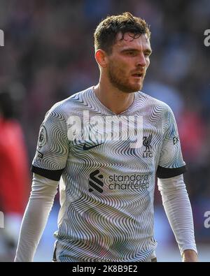 Nottingham, Royaume-Uni. 22nd octobre 2022. Andrew Robertson #26 de Liverpool pendant le match de Premier League Nottingham Forest vs Liverpool à City Ground, Nottingham, Royaume-Uni, 22nd octobre 2022 (photo de Mike Jones/News Images) à Nottingham, Royaume-Uni le 10/22/2022. (Photo par Mike Jones/News Images/Sipa USA) crédit: SIPA USA/Alay Live News Banque D'Images