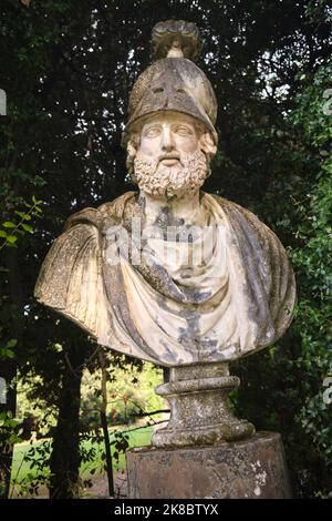 Statue dans les jardins de Boboli Florence Italie Banque D'Images