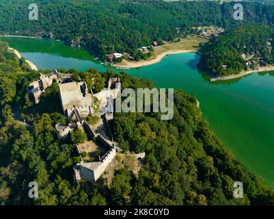 Tchéquie. Vue aérienne du château de Cornstejn, République tchèque, Europe. Banque D'Images