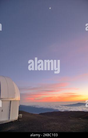 Impressions pittoresques du paysage magique de l'observatoire de Mauna Kea au coucher du soleil, Big Island HI Banque D'Images