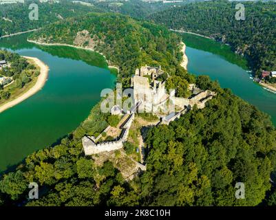 Tchéquie. Vue aérienne du château de Cornstejn, République tchèque, Europe. Banque D'Images