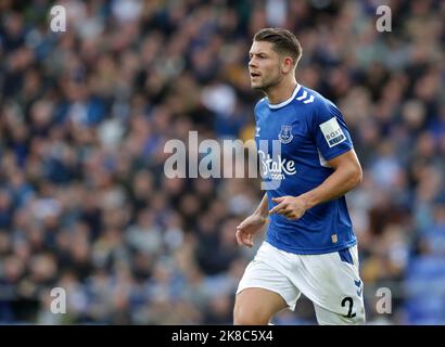 Goodison Park, Liverpool, Royaume-Uni. 22nd octobre 2022. Premier League football, Everton contre Crystal Palace: James Tarkowski d'Everton crédit: Action plus Sports/Alamy Live News Banque D'Images