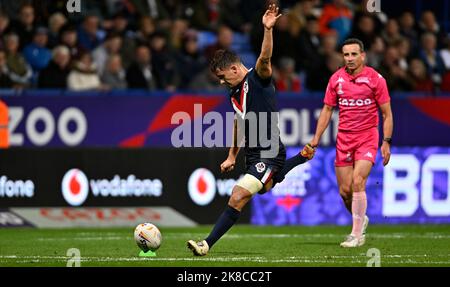 Bolton, Royaume-Uni. 22nd octobre 2022. Coupe du monde de rugby 2021. Angleterre V France. Stade de l'université de Bolton. Bolton. Arthur Mourgue (France) prend ses coups de pied lors du match de la coupe du monde de rugby Angleterre V France. Round 2, groupe A. Credit: Le sport en images/Alamy Live News Banque D'Images