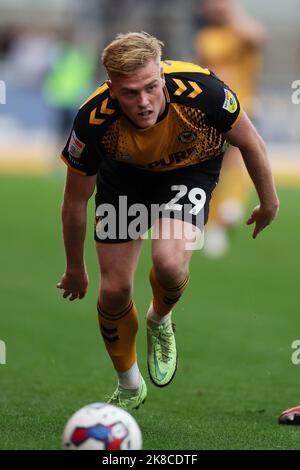 Newport, Royaume-Uni. 22nd octobre 2022. Will Evans du comté de Newport en action. EFL football League Two Match, Newport County v Colchester Utd au Rodney Parade de Newport, pays de Galles, le samedi 22nd octobre 2022. Cette image ne peut être utilisée qu'à des fins éditoriales. Utilisation éditoriale uniquement, licence requise pour une utilisation commerciale. photo par crédit : Andrew Orchard sports Photography/Alay Live News Banque D'Images