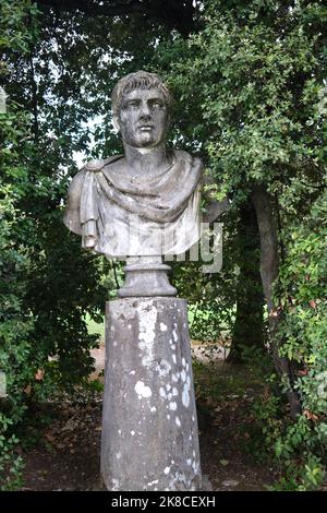 Statue dans les jardins de Boboli Florence Italie Banque D'Images