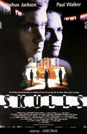 Paul Walker & Joshua Jackson Poster film: The Skulls (USA/CAN 2000) personnages: Caleb Mandrake & Director: Rob Cohen 27 mars 2000 **AVERTISSEMENT** cette photographie est destinée à un usage éditorial exclusif et est protégée par les droits d'auteur des IMAGES UNIVERSELLES et/ou du photographe attribué par la Société de film ou de production et ne peut être reproduite que par des publications en conjonction avec la promotion du film ci-dessus. Un crédit obligatoire pour LES PHOTOS UNIVERSELLES est requis. Le photographe doit également être crédité lorsqu'il est connu. Aucune utilisation commerciale ne peut être accordée sans l'autorisation écrite de la Société du film. Banque D'Images