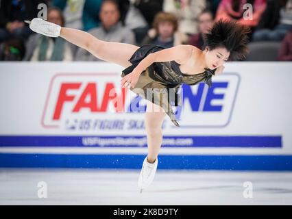 Norwood, Massachusetts, États-Unis. 22nd octobre 2022. Kaori Sakamoto, du Japon, skate pendant le programme féminin Short au concours de patinage artistique de l'UIP Skate America sur 22 octobre 2022 à Norwood, aux États-Unis d'Amérique. Crédit : Mathieu Belanger/AFLO/Alay Live News Banque D'Images