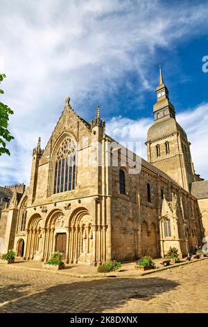 Dinan Bretagne France. Basilique Saint-Sauveur Banque D'Images