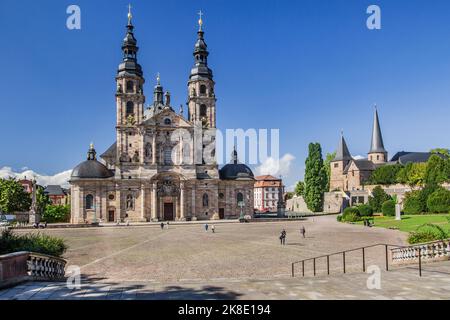 Cathédrale Saint-Salvator et église Saint-Michel, Fulda, rivière Fulda, Rhode, Hesse orientale, Hesse, Allemagne Banque D'Images