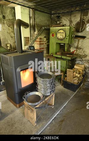 Poêles en fer forgé, moulin à marteaux, Monument culturel de l'année 2022, Bad Oberdorf im Ostrachtal, Allgaeu, Bavière, Allemagne Banque D'Images