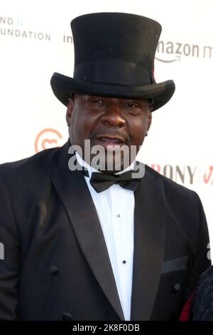 Santa Monica, Californie. 22nd octobre 2022. Bobby Brown à l'arrivée pour le Gala annuel d'art wearable 5th, Barker Hangar, Santa Monica, CA 22 octobre 2022. Crédit : Priscilla Grant/Everett Collection/Alay Live News Banque D'Images