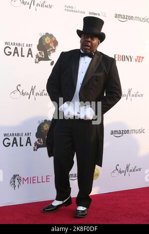 Santa Monica, Californie. 22nd octobre 2022. Bobby Brown à l'arrivée pour le Gala annuel d'art wearable 5th, Barker Hangar, Santa Monica, CA 22 octobre 2022. Crédit : Priscilla Grant/Everett Collection/Alay Live News Banque D'Images