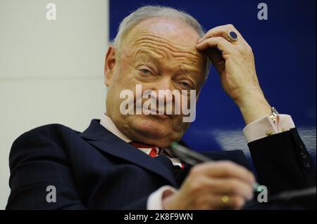 Vienne, Autriche. 16 avril 2016. Andreas Khol, ancien politicien autrichien de l'ÖVP (Parti populaire autrichien). De 2002 à 2006, il a été président du Conseil national autrichien Banque D'Images