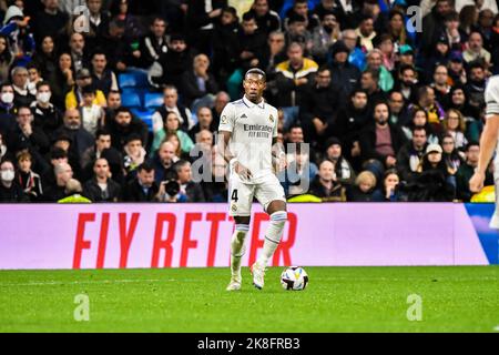 MADRID, ESPAGNE - OCTOBRE 22 : David Alaba du Real Madrid CF pendant le match entre le Real Madrid CF et Séville CF de la Liga Santander sur 22 octobre 2022 à Santiago Bernabeu de Madrid, Espagne. (Photo de Samuel Carreño/PxImages) Banque D'Images