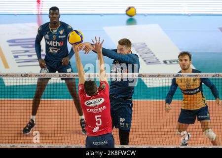 Vérone, Italie. 22nd octobre 2022. Galerie du match entre WithU Verona et Gioiella Prisma Taranto valable pour une quatrième journée du championnat italien de volley Superlega sur 22 octobre 2022 à Pala AGSM-AIM à Vérone, Italie crédit: Roberto Tommasini/Alay Live News Banque D'Images