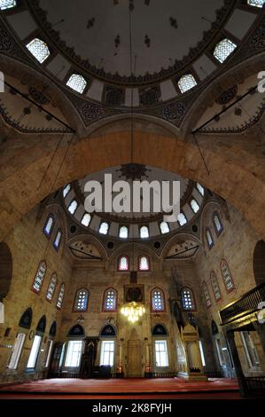 Situé à Amasya, Turquie, la mosquée et le complexe Sultan 2.Beyazit a été construit en 1486. Banque D'Images