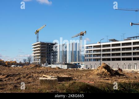 Bélarus, Minsk - 20 octobre 2022 : chantier de construction de minsk, gros plan sur le monde Banque D'Images