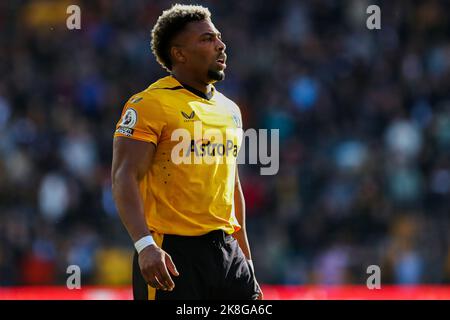 Wolverhampton, Royaume-Uni. 23rd octobre 2022. Adama Traore de Wolverhampton Wanderers lors du match de première ligue entre Wolverhampton Wanderers et Leicester City à Molineux, Wolverhampton, Angleterre, le 23 octobre 2022. Photo de Ben Wright. Utilisation éditoriale uniquement, licence requise pour une utilisation commerciale. Aucune utilisation dans les Paris, les jeux ou les publications d'un seul club/ligue/joueur. Crédit : UK Sports pics Ltd/Alay Live News Banque D'Images