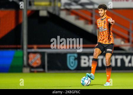 VOLENDAM, PAYS-BAS - OCTOBRE 23 : Walid Ould Chikh du FC Volendam pendant le match néerlandais Eredivisie entre le FC Volendam et SC Heerenveen au stade de Kras sur 23 octobre 2022 à Volendam, pays-Bas (photo de Patrick Goosen/Orange Pictures) Banque D'Images