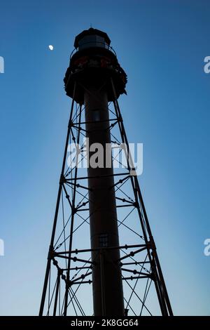 Le phare de Sanibel au crépuscule avant l'ouragan Ian sur l'île de Sanibel en Floride. Banque D'Images