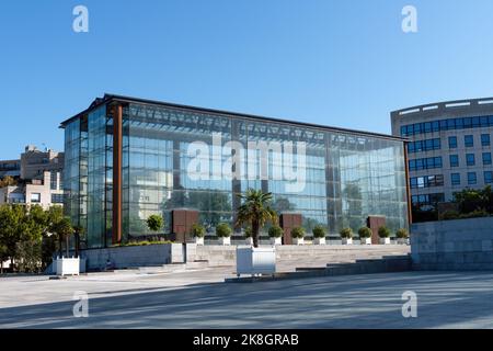 Grande serre au Parc André Citroën - Paris, France Banque D'Images