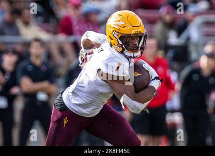 22 octobre 2022 Palo Alto, CA États-Unis Arizona Sun Devil courant de retour Xazavian Valladay(1) court pour une première fois pendant le match de football NCAA entre les Sun Devils de l'État d'Arizona et le Cardinal de Stanford. Stanford a battu l'Arizona State 15-14 au stade Stanford Palo Alto, CA Thurman James/CSM Banque D'Images