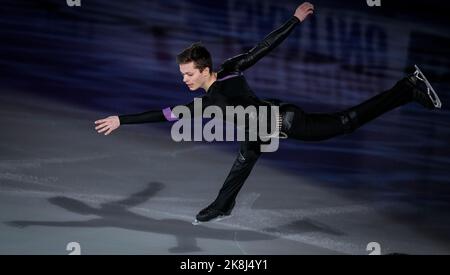 Norwood, Massachusetts, États-Unis. 23 octobre 2022. Liam Kapeikis des États-Unis skate lors du gala au concours de patinage artistique de l'UIP Skate America sur 23 octobre 2022 à Norwood, aux États-Unis d'Amérique. Crédit : Mathieu Belanger/AFLO/Alay Live News Banque D'Images